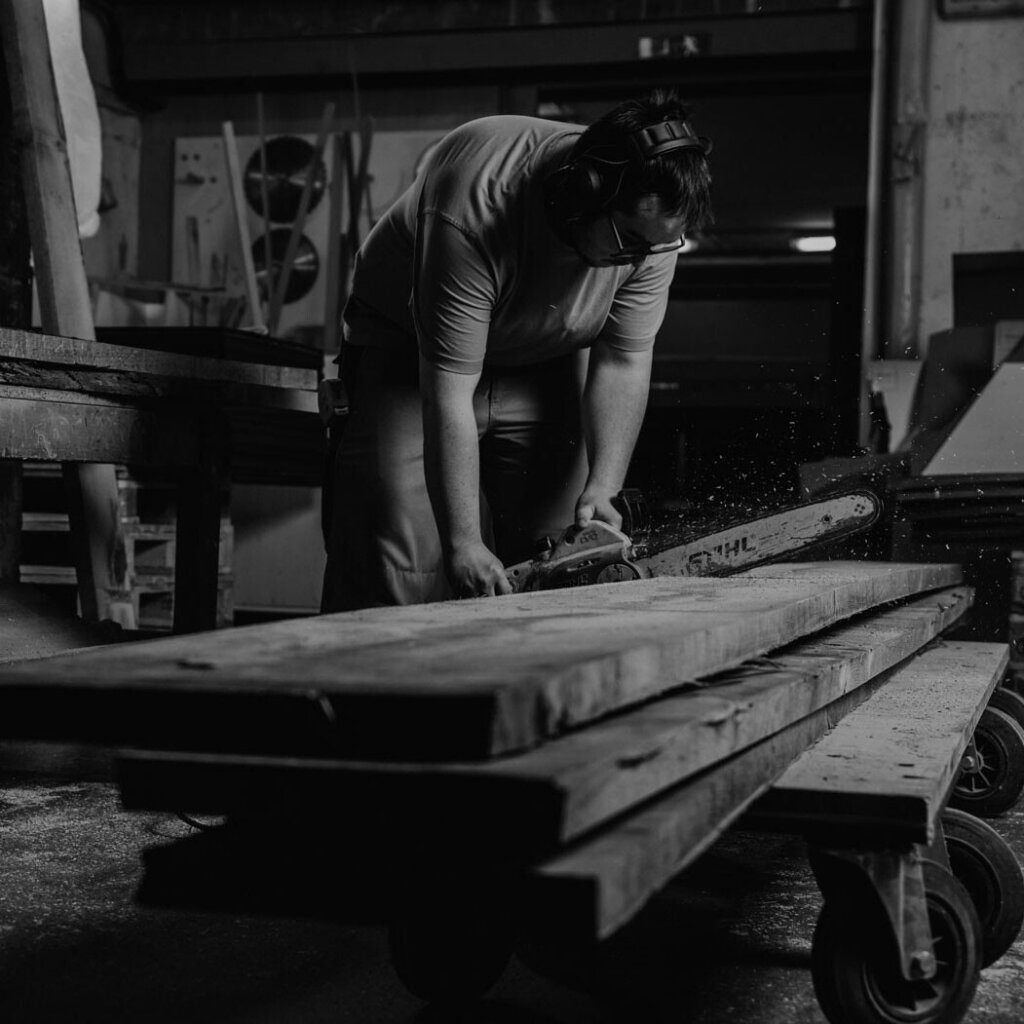 Maßanfertigung Ladenbau vom Tischler.